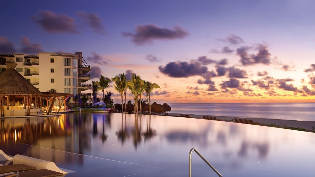 Dreams Riviera Cancun Ocean View vs Ocean Front rooms at dawn