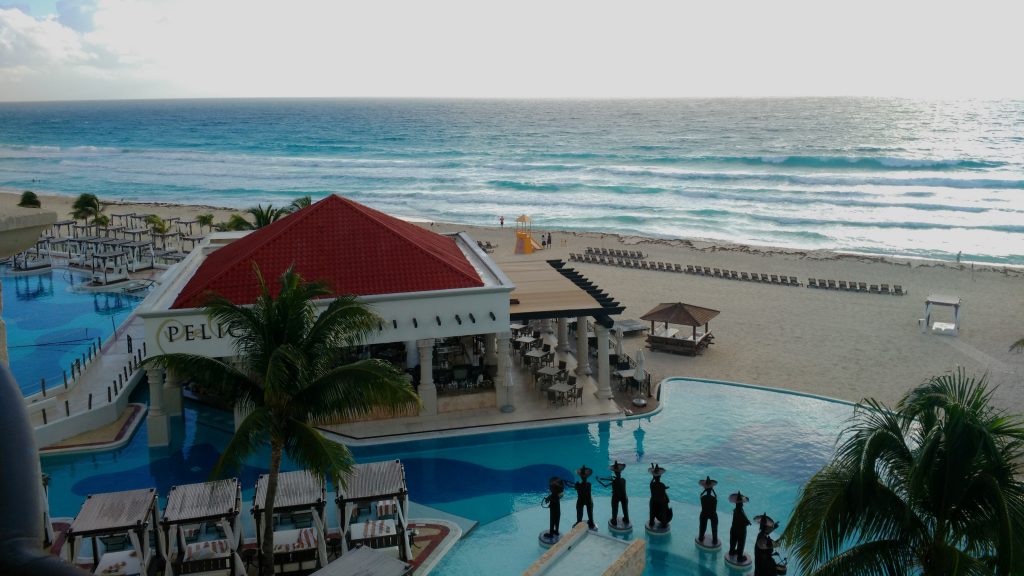 Hyatt Zilara Cancun Ocean Front vs Ocean View